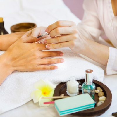 Gel Polish & Classic Combo Service Available In UAE